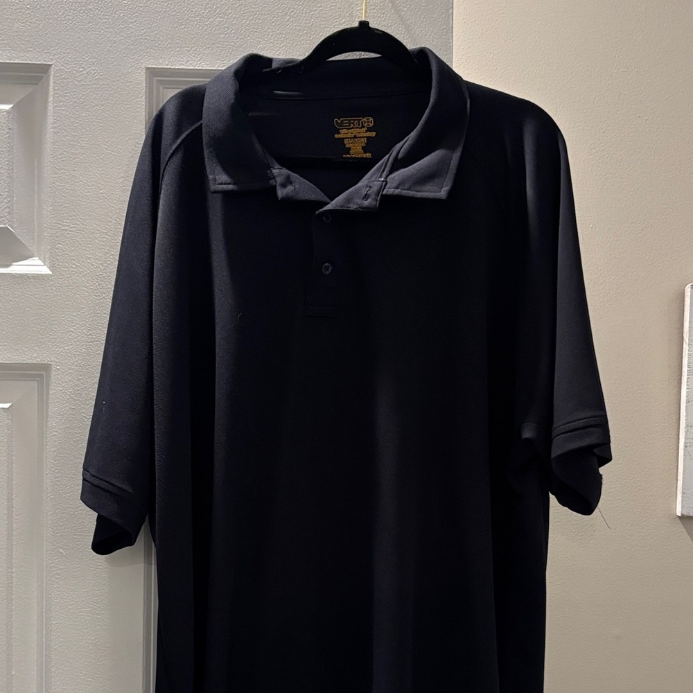 Venezia Men's Classic Black Polo Shirt
